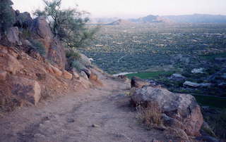 Pinnacle Peak running trail and view