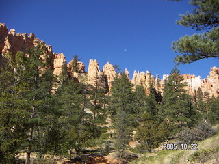 Bryce Canyon -- to Peek-a-boo Loop with small moon