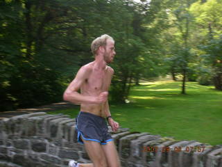 CHS-XC-2007 - Scott running at stone bridge