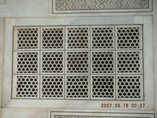 116 69e. Taj Mahal ornate main building