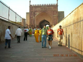 292 69e. Agra Fort - Adam and Sudhir - women with bright dresses
