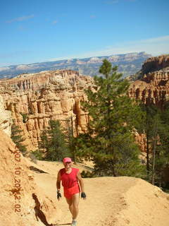 Bryce Canyon - Peek-a-boo loop- Adam
