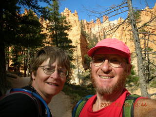 Bryce Canyon - Navajo loop - Dee and Adam