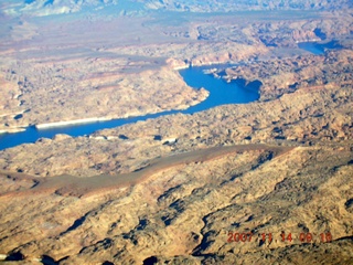 34 6be. aerial - Lake Powell
