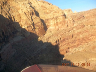 113 6bf. Flying with LaVar Wells - approach canyon to Hidden Splendor (WPT660) - aerial