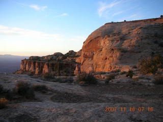 21 6bg. Canyonlands National Park - Lathrop Trail hike