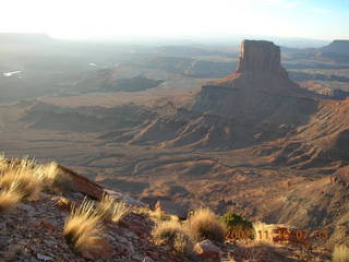 28 6bg. Canyonlands National Park - Lathrop Trail hike