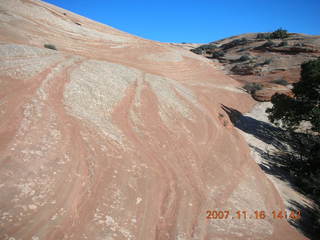 334 6bg. Canyonlands National Park - Lathrop Trail hike