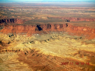 96 6bj. aerial - Canyonlands