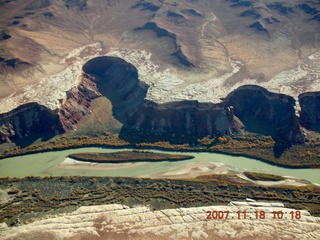 97 6bj. aerial - Canyonlands