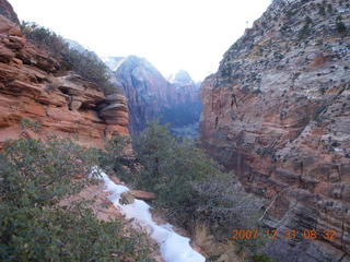 26 6cx. Zion National Park - sunrise Angels Landing hike