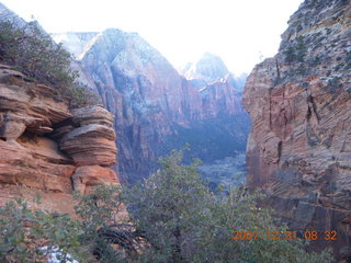 28 6cx. Zion National Park - sunrise Angels Landing hike