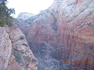 43 6cx. Zion National Park - sunrise Angels Landing hike