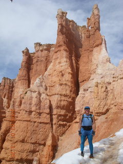 264 6f1. Bryce Canyon - Queens Garden hike - Adam