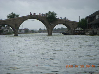 100 6kv. eclipse - Shanghai - Zhu Jia Jiao village - boat ride