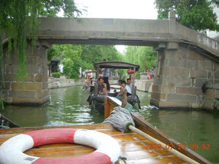 114 6kv. eclipse - Shanghai - Zhu Jia Jiao village - boat ride