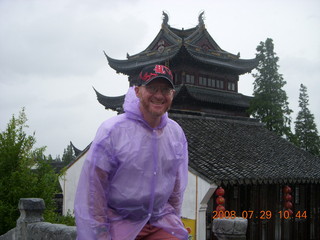 193 6kv. eclipse - Shanghai - Zhu Jia Jiao village - Adam in poncho