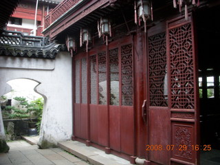 327 6kv. eclipse - Shanghai - Yuyuan Garden tour