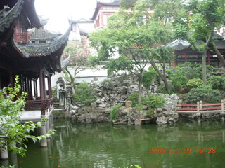 331 6kv. eclipse - Shanghai - Yuyuan Garden tour