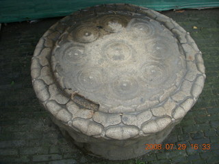 345 6kv. eclipse - Shanghai - Yuyuan Garden tour