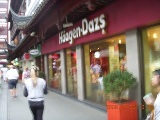 394 6kv. eclipse - Shanghai - Haagen Dazs