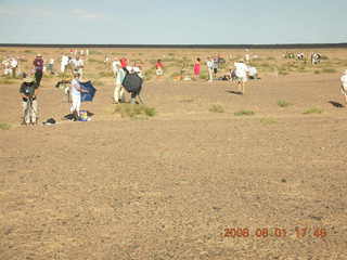 202 6l1. eclipse - Jiayuguan - Gobi Desert - getting ready