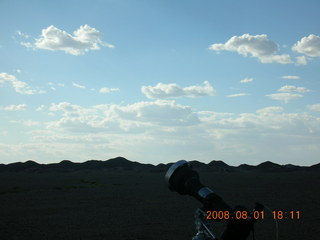 220 6l1. eclipse - Jiayuguan - Gobi Desert - clouds