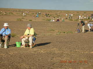 240 6l1. eclipse - Jiayuguan - Gobi Desert - getting ready
