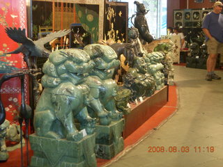 87 6l3. eclipse - Xi'an - Terra Cotta warriors - souvenirs