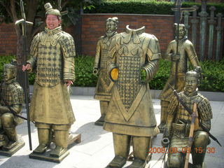 229 6l3. eclipse - Xi'an - Terra Cotta warriors - somebody as fake warrior