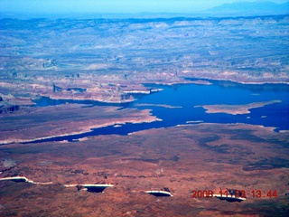 89 6pp. aerial - Lake Powell