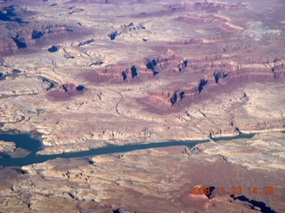 130 6pp. aerial - Lake Powell - Hite Airport (UT03)