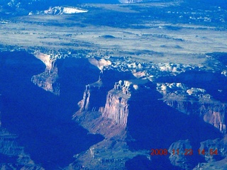 210 6pp. aerial - Canyonlands