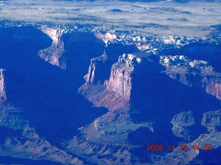 211 6pp. aerial - Canyonlands