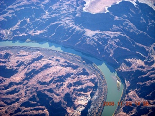 221 6pp. aerial - Canyonlands - Colorado River (looking for picnic tables)