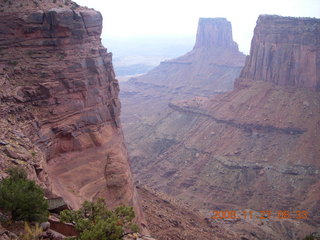 46 6pt. Canyonlands National Park - Lathrop trail hike