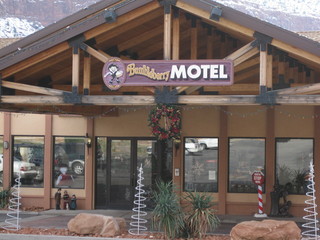 30 6qg. beth's Saturday zion-trip pictures - Bumbleberry Inn