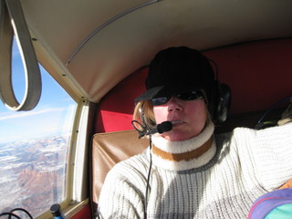 125 6qh. beth's Sunday zion-trip pictures - Beth in N4372J