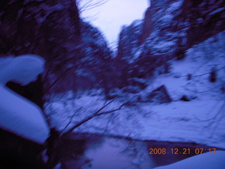 8 6qm. Zion National Park - pre-dawn