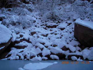 117 6qm. Zion National Park - Emerald Pools hike