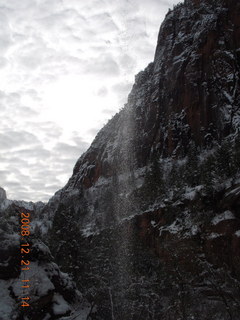 143 6qm. Zion National Park - Emerald Pools hike
