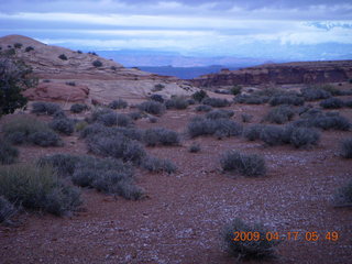 16 6uh. Canyonlands - Lathrop trail hike