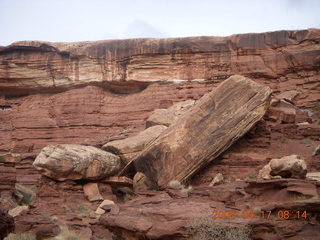 81 6uh. Canyonlands - Lathrop trail hike