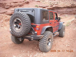 162 6uh. Canyonlands - Lathrop trail hike - jeep