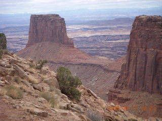 215 6uh. Canyonlands - Lathrop trail hike