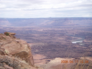 216 6uh. Canyonlands - Lathrop trail hike
