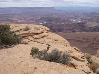 232 6uh. Canyonlands - Lathrop trail hike