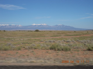 155 6uk. driving to canyonlands