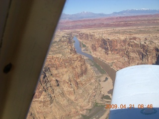 20 6um. aerial - Cateract Canyon