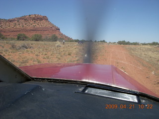 82 6um. Fry Canyon (UT74) - flying around with Charles Lawrence - landing